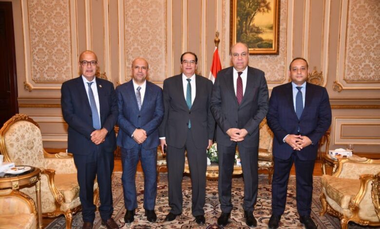 وزير الطيران المدني