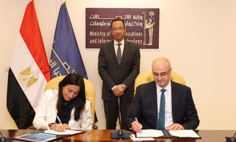 وزير الاتصالات