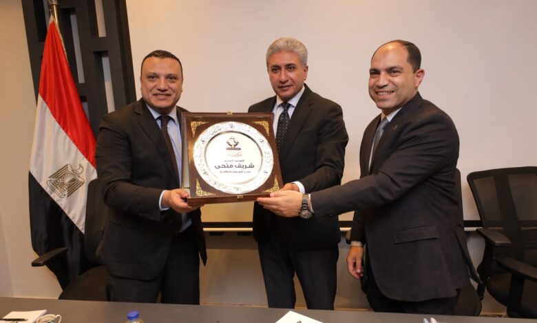 وزير السياحة