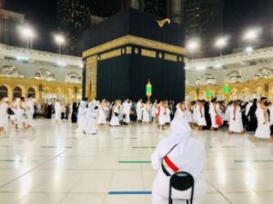وزير السياحة