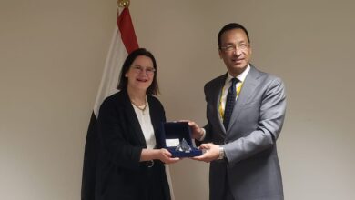 وزير الاتصالات