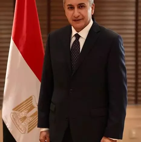 وزير السياحة