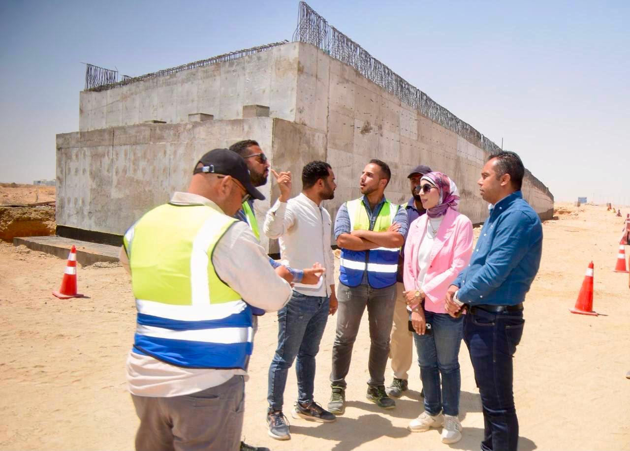 وزيرة الإسكان