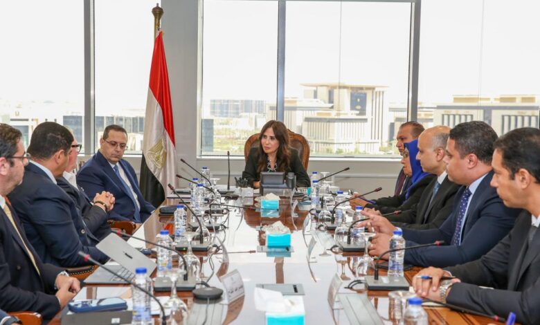 وزيرة الإسكان