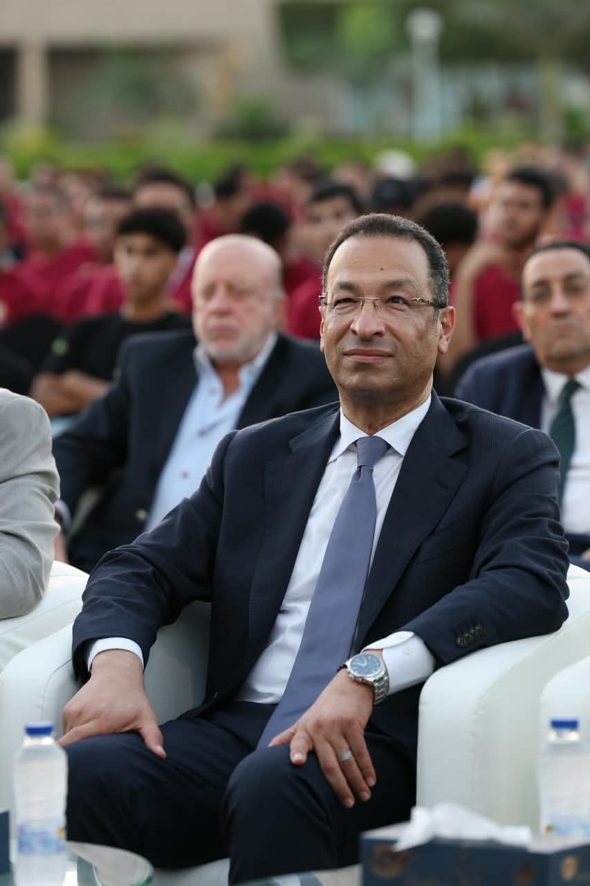 وزير الاتصالات