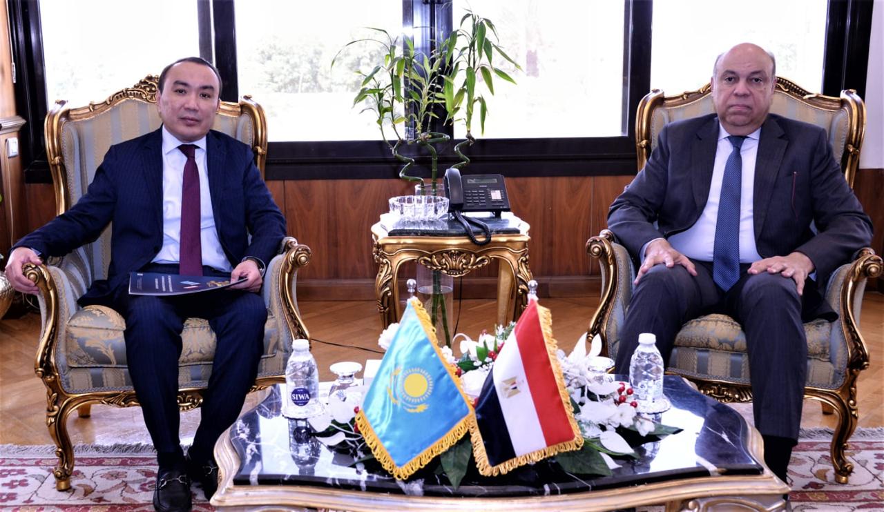 وزير الطيران