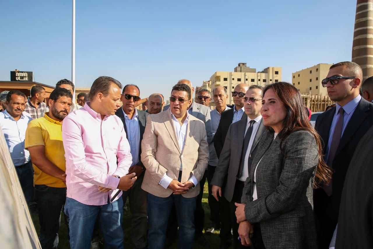 وزيرة الإسكان