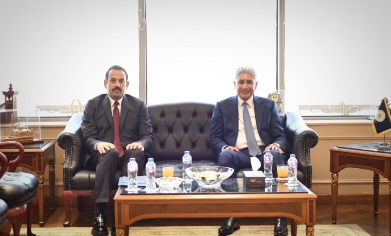 وزير السياحة