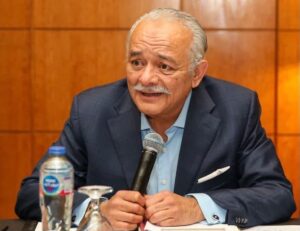 القابضة للسياحة والفنادق