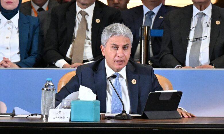 وزير السياحة والآثار