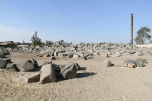 وزير السياحة والآثار 
