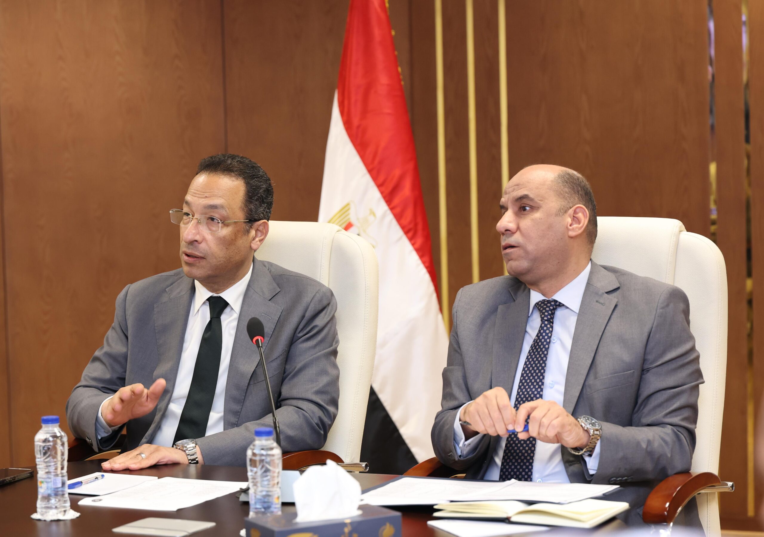 وزير الاتصالات