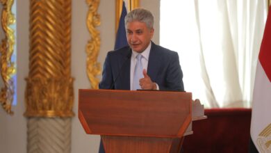 وزير السياحة