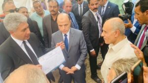 وزير السياحة والآثار