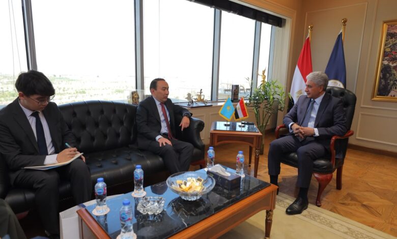 وزير السياحة