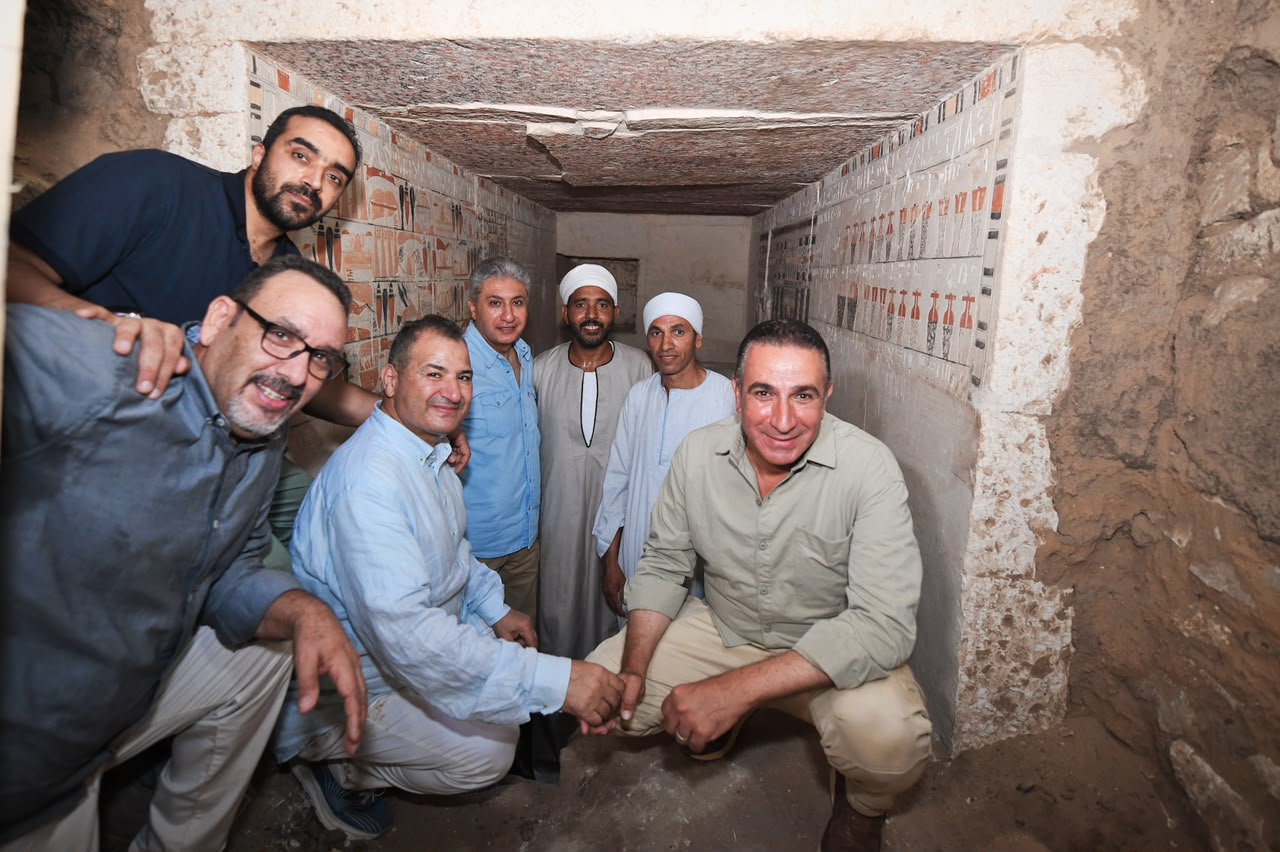 وزير السياحة
